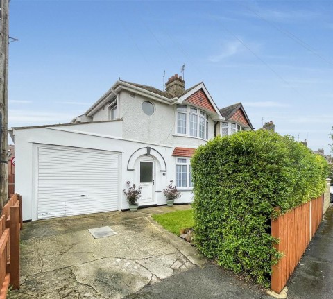 View Full Details for Dores Road, Upper Stratton, Swindon