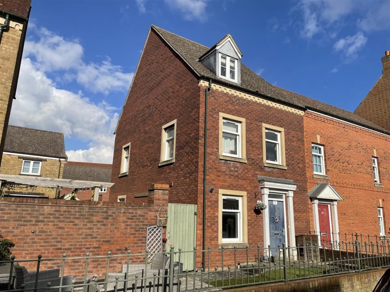 Leaze Street Wichelstow Swindon