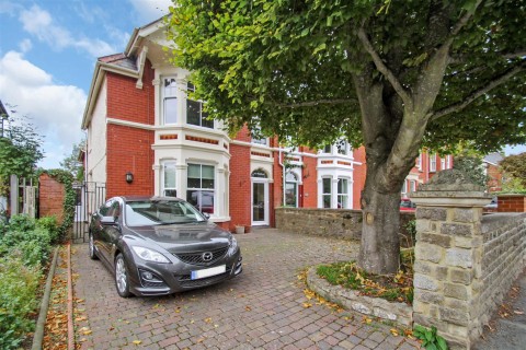 View Full Details for Westlecot Road, Swindon