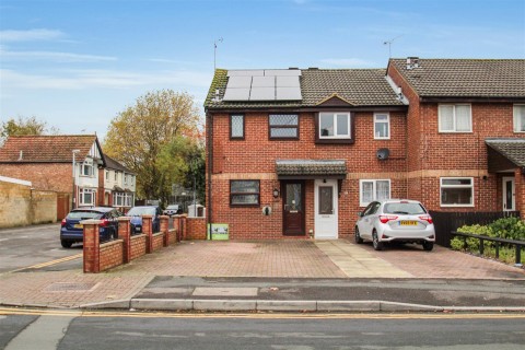 View Full Details for Newcastle Street, Swindon