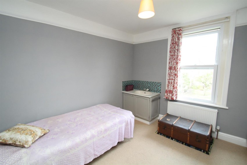 Images for Westlecot Road