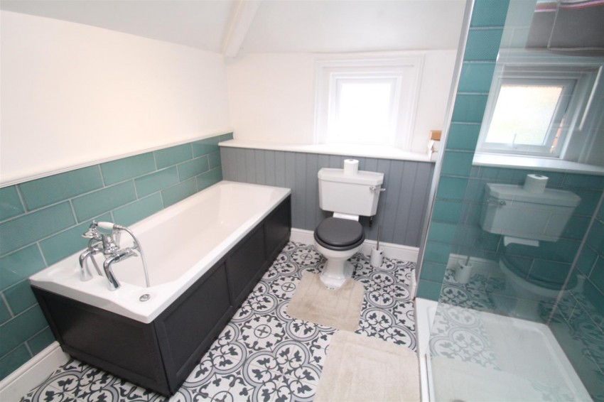 Images for Westlecot Road