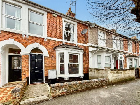 View Full Details for Avenue Road, Swindon