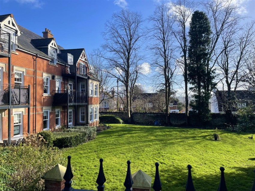 Images for Belmont Crescent, Swindon