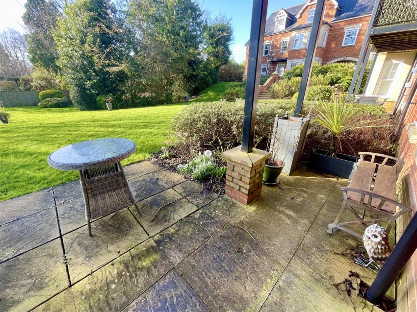 Images for Belmont Crescent, Swindon