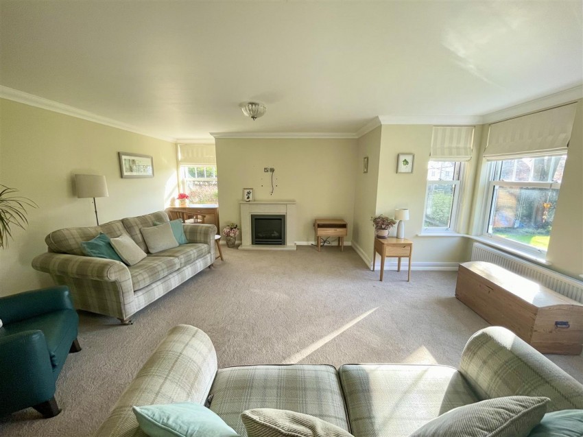 Images for Belmont Crescent, Swindon