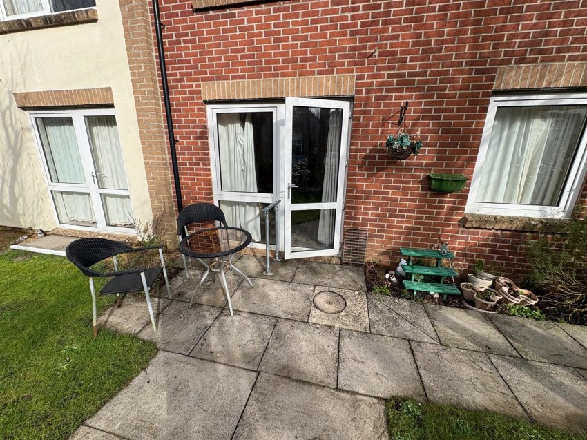 Images for Grovelands Avenue, Swindon
