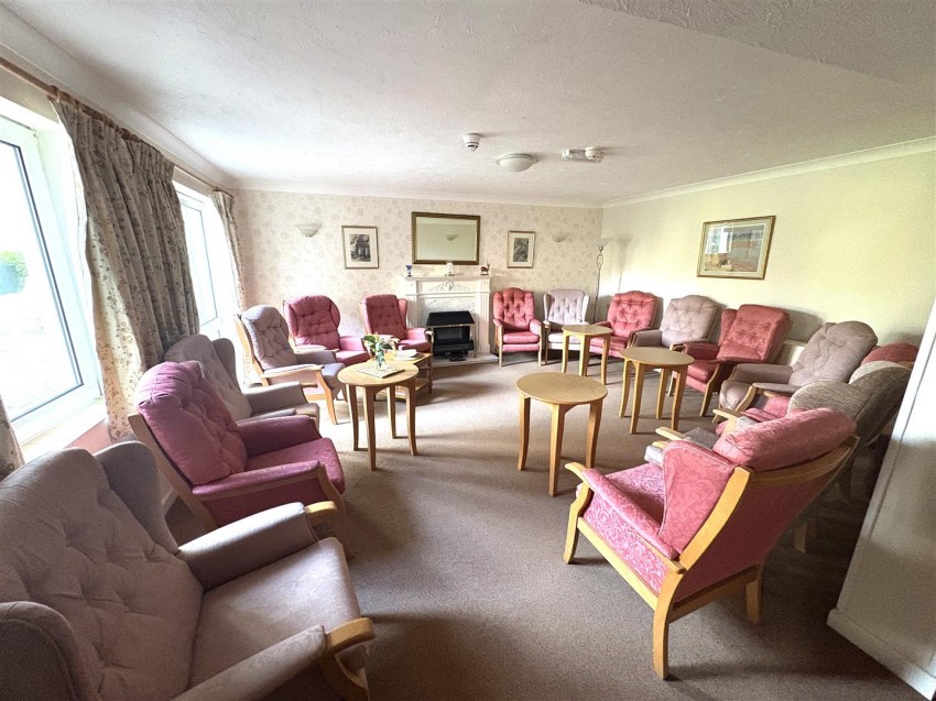 Images for Grovelands Avenue, Swindon