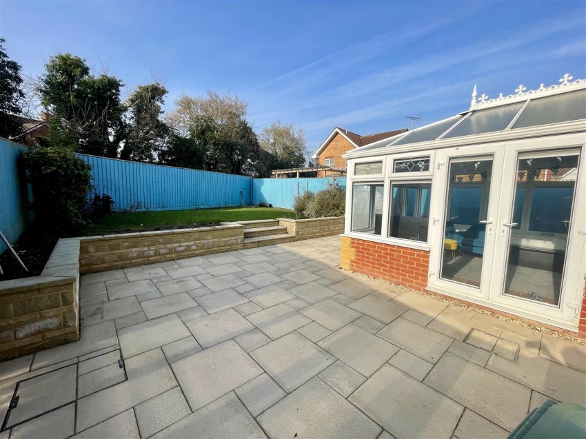 Images for Horseshoe Crescent, Peatmoor, Swindon