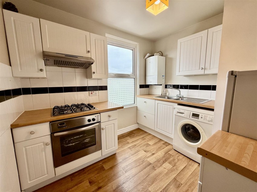 Images for York Road, Swindon