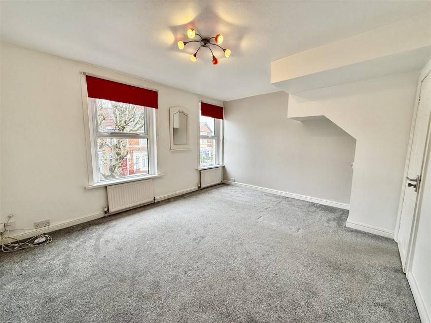 Images for York Road, Swindon