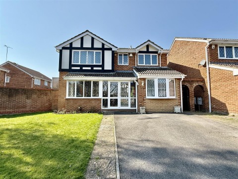View Full Details for Briar Fields, Swindon