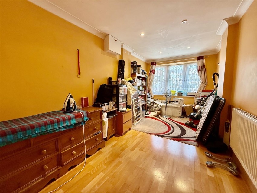 Images for Briar Fields, Swindon