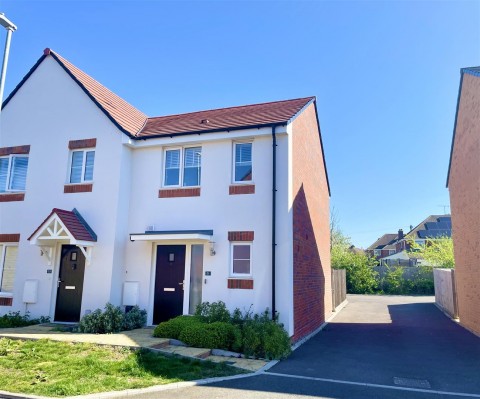 View Full Details for Homeleaze, Swindon