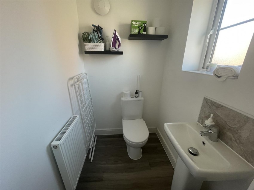 Images for Homeleaze, Swindon