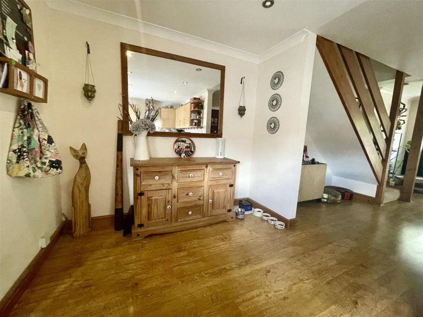 Images for Peregrine Close, Swindon