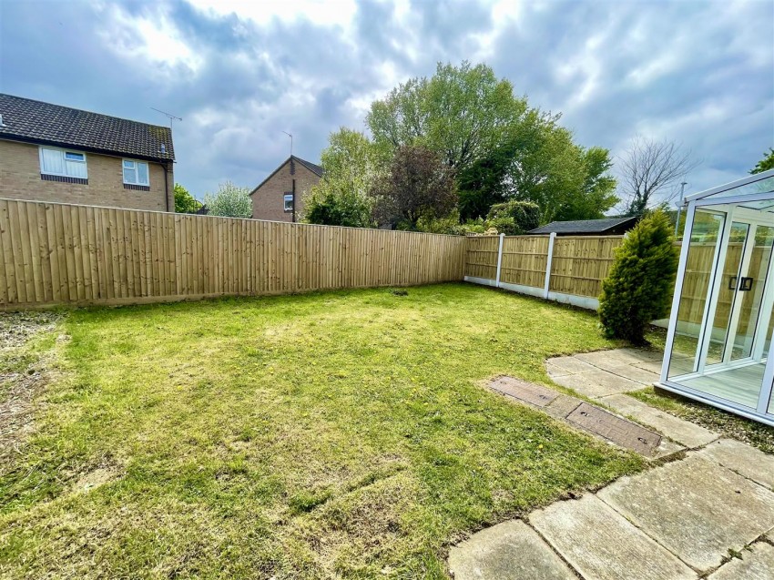 Images for White Edge Moor, Swindon