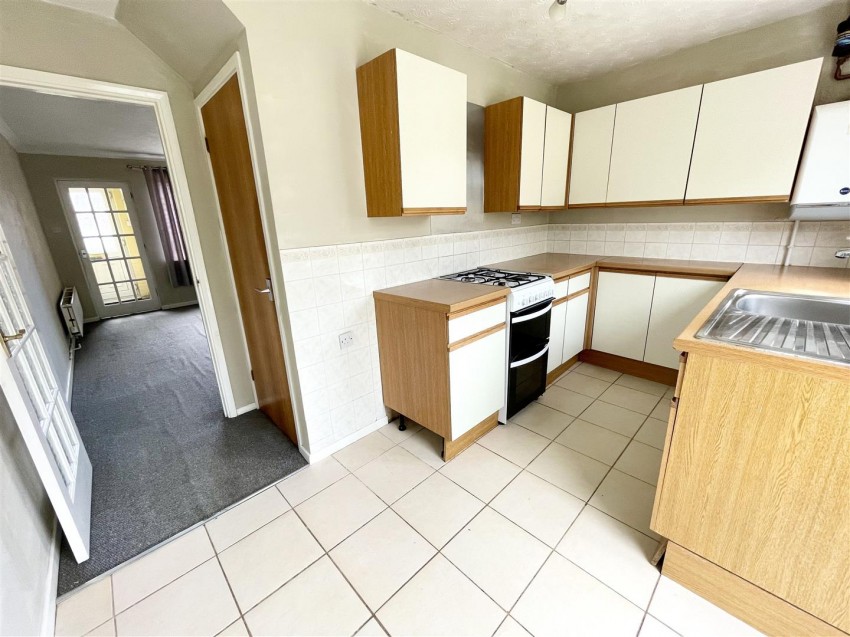 Images for White Edge Moor, Swindon