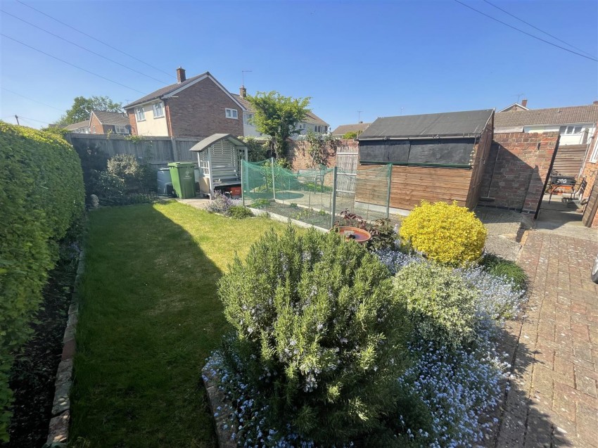 Images for Shaftesbury Avenue, Swindon