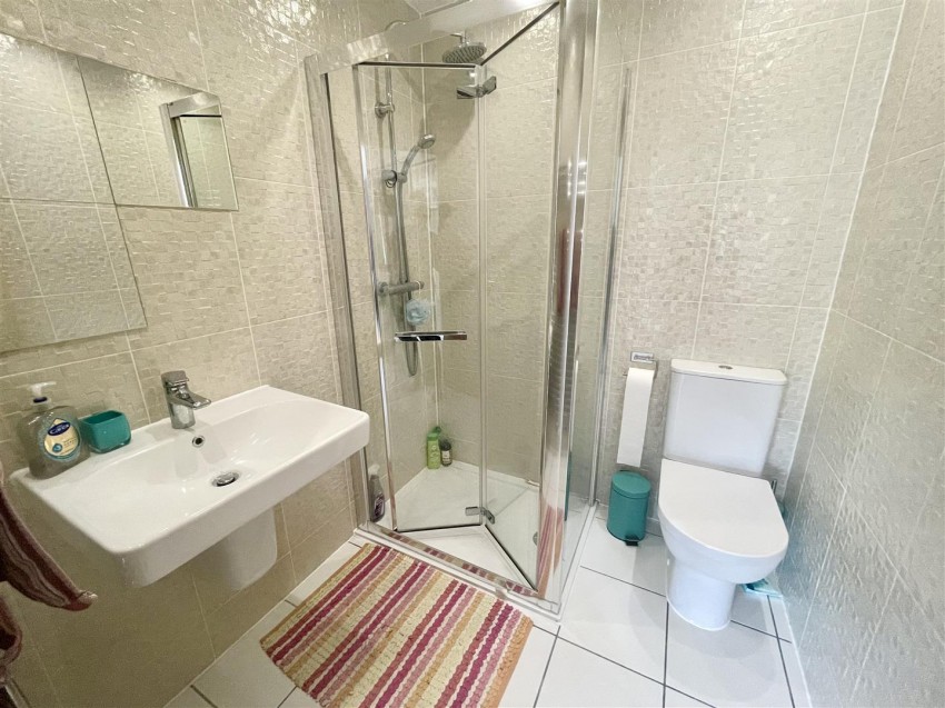 Images for Adams Meadow, Wanborough, Swindon