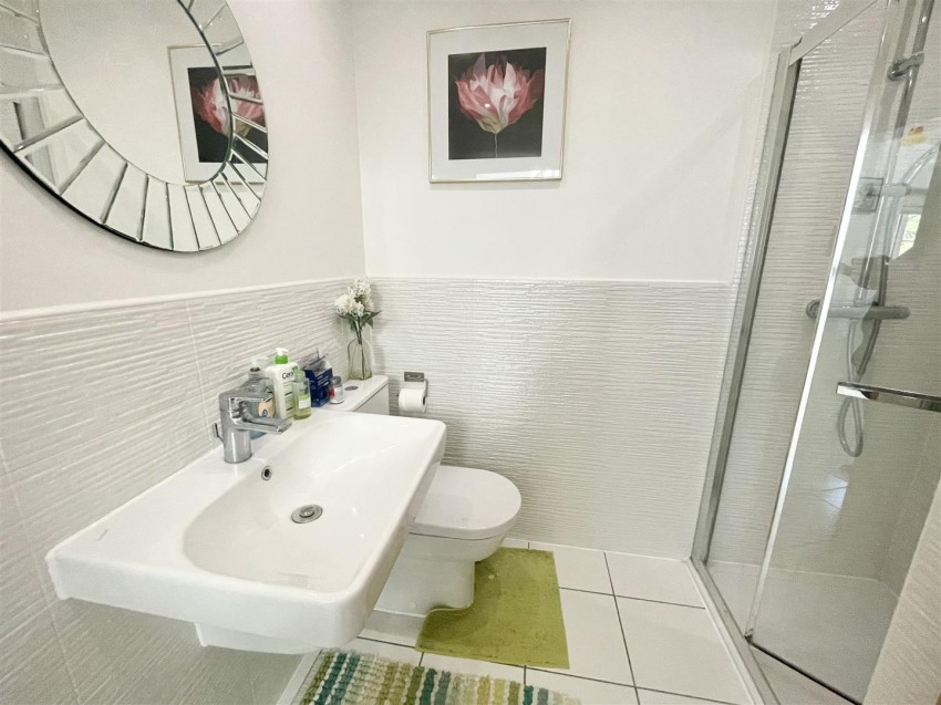 Images for Adams Meadow, Wanborough, Swindon