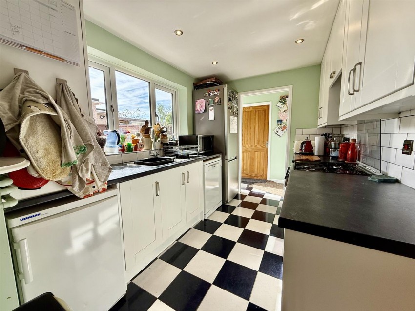 Images for Norton Grove, Old Walcot, Swindon