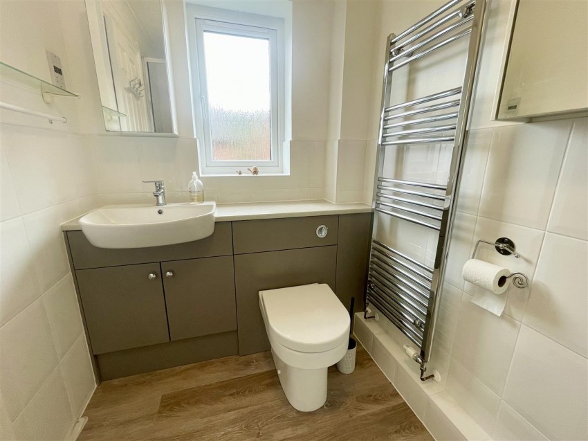 Images for Sword Gardens, Rushey Platt, Swindon