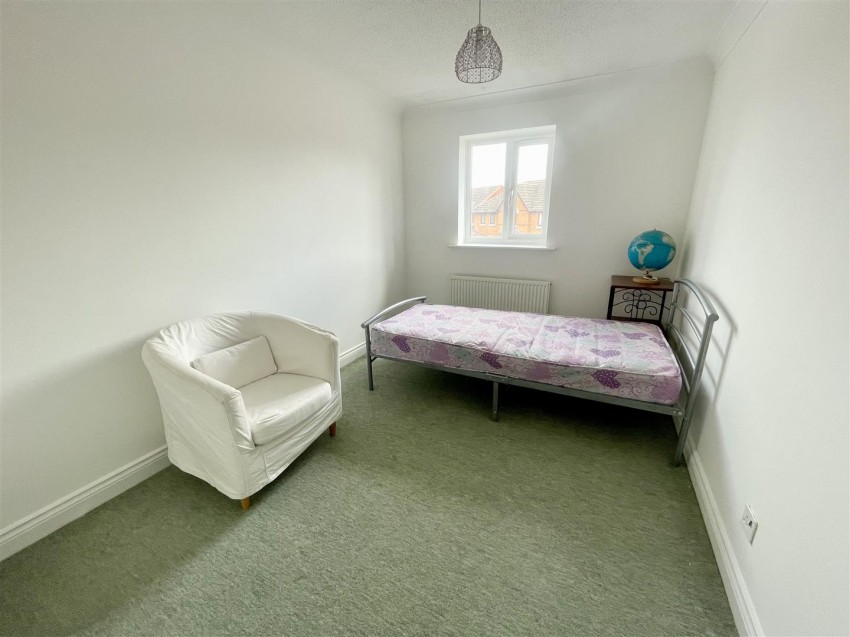 Images for Sword Gardens, Rushey Platt, Swindon