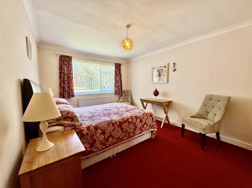 Images for Cambridge Close, Swindon