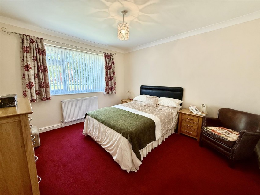 Images for Cambridge Close, Swindon