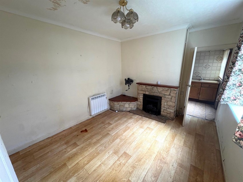 Images for County Road, Swindon