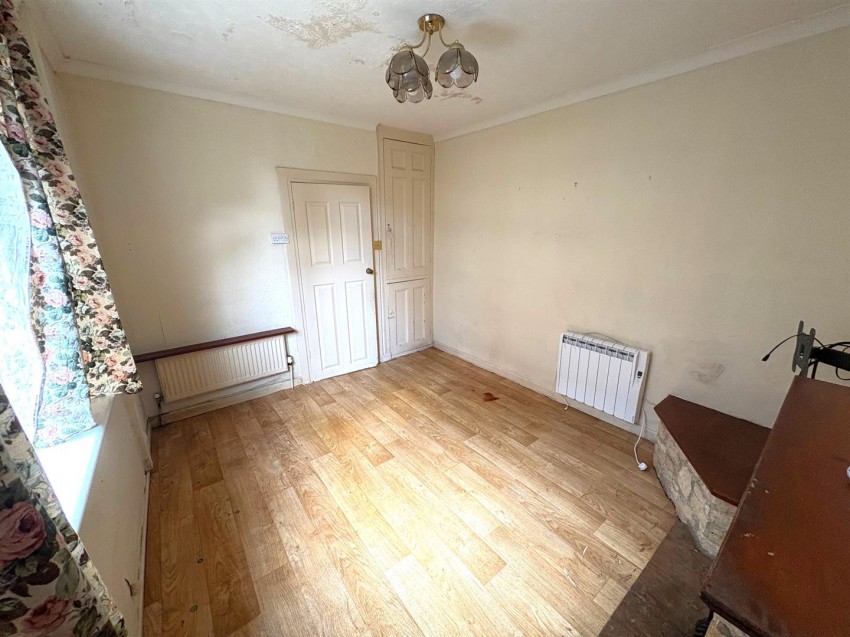 Images for County Road, Swindon