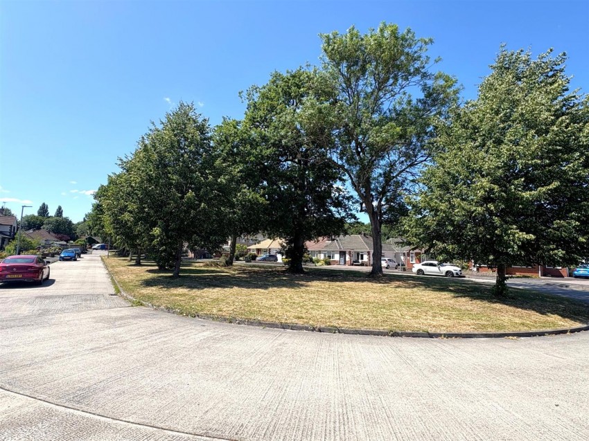 Images for Beverstone Grove, Lawns, Swindon