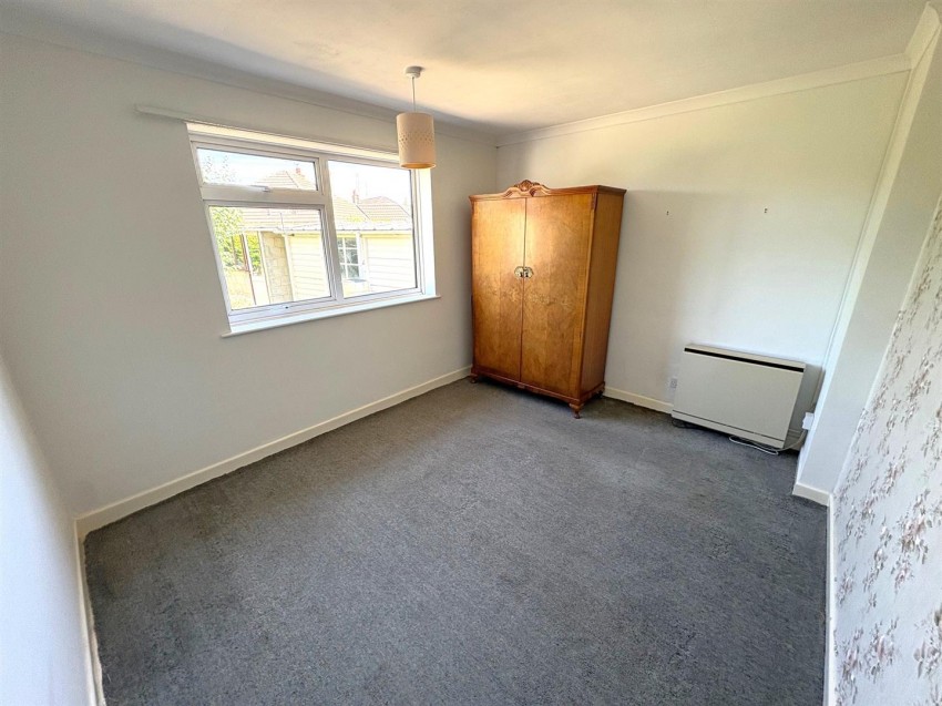 Images for Beverstone Grove, Lawns, Swindon