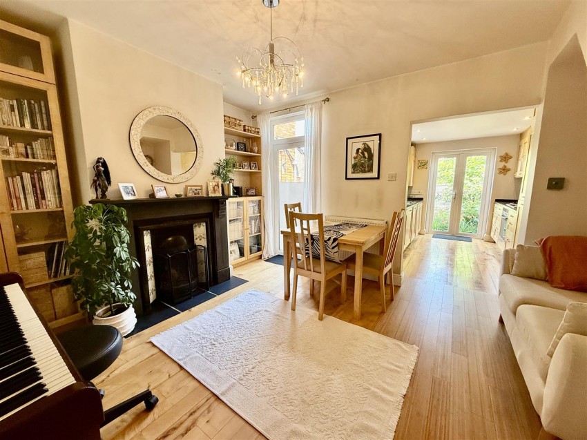 Images for Montagu Street, Swindon