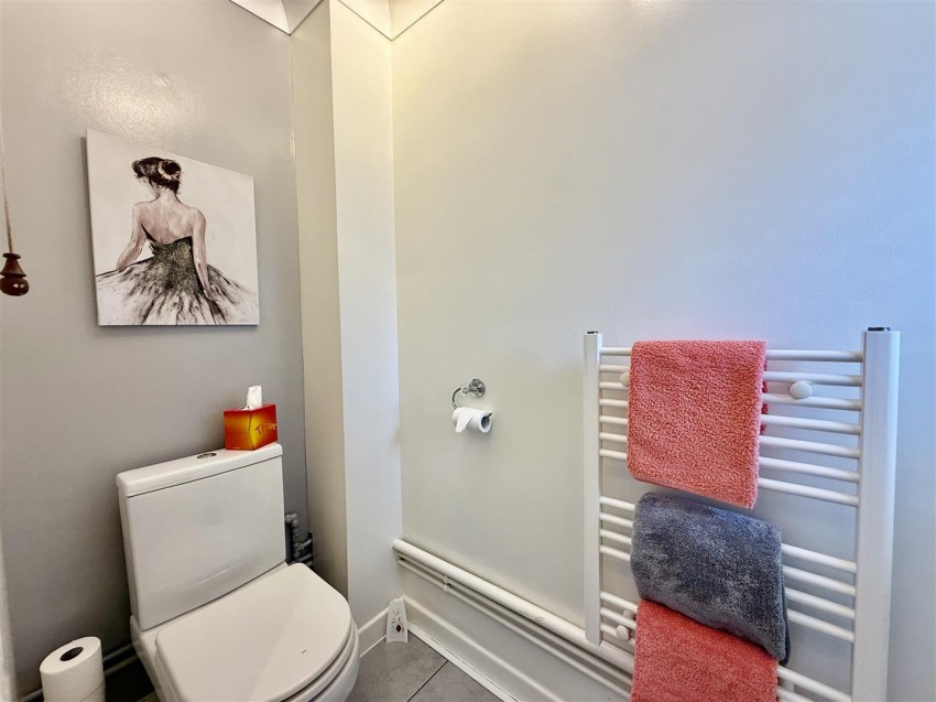 Images for Alveston Close, Westlea, Swindon