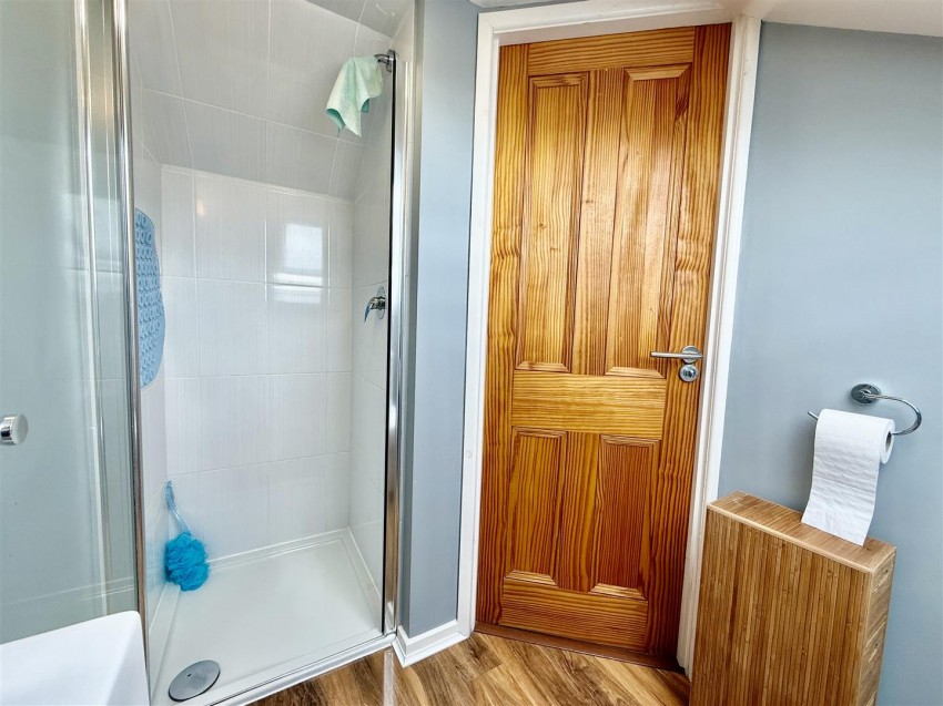 Images for Barcelona Crescent, Wroughton, Swindon