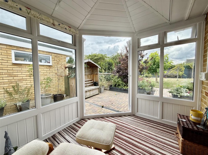 Images for Barcelona Crescent, Wroughton, Swindon