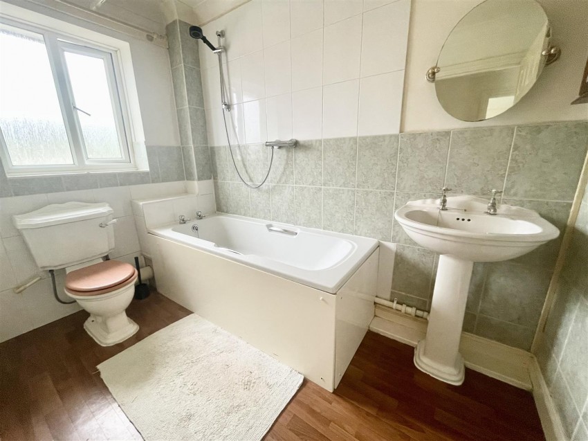 Images for Whitby Grove, Swindon