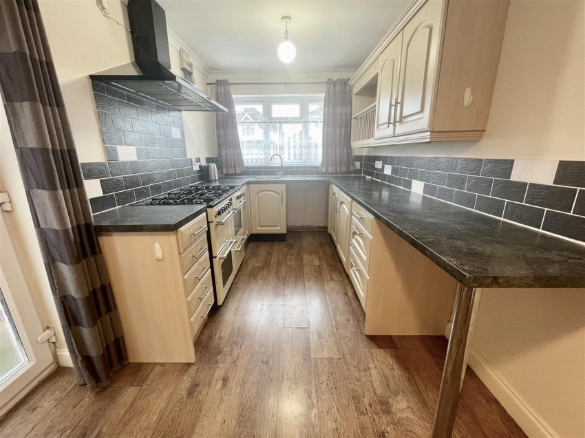 Images for Whitby Grove, Swindon