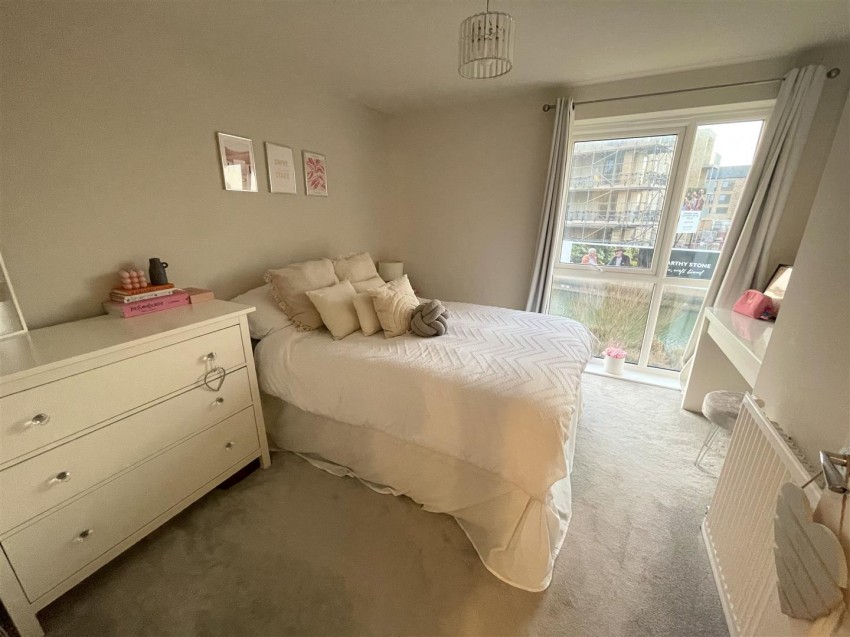 Images for Haskins House, Beckett Strand