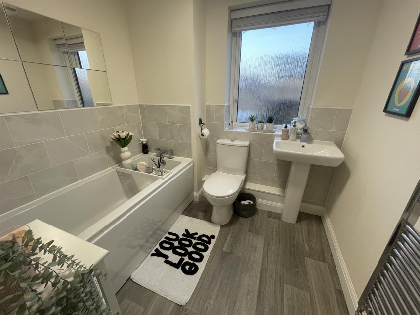 Images for Haskins House, Beckett Strand