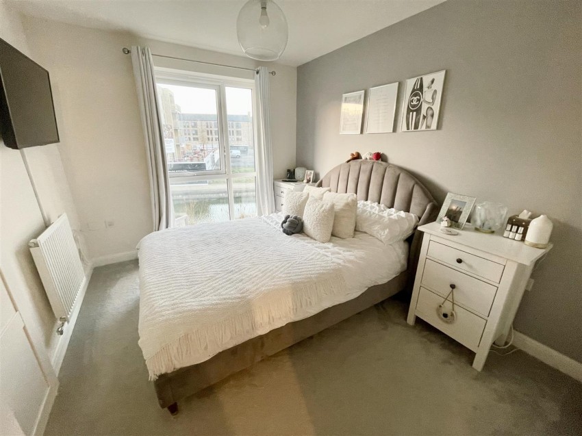 Images for Haskins House, Beckett Strand