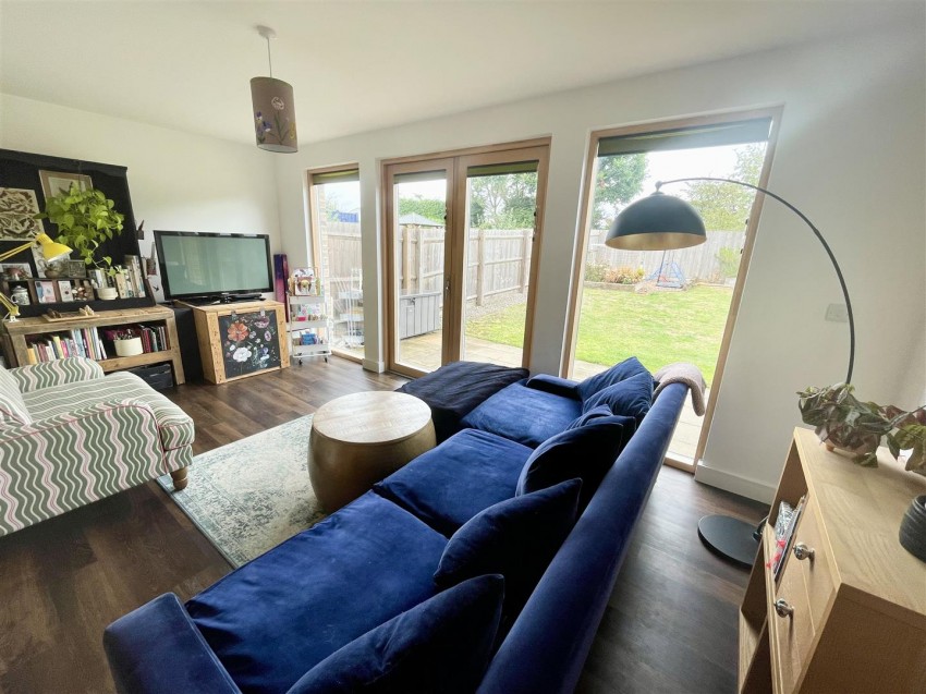 Images for Nevinson Road, Swindon