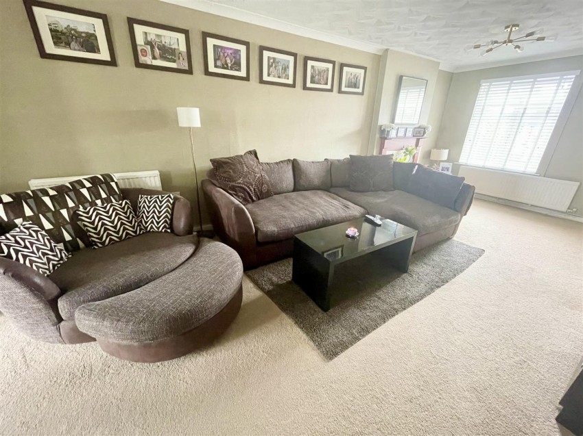 Images for Lambert Close, Freshbrook, Swindon