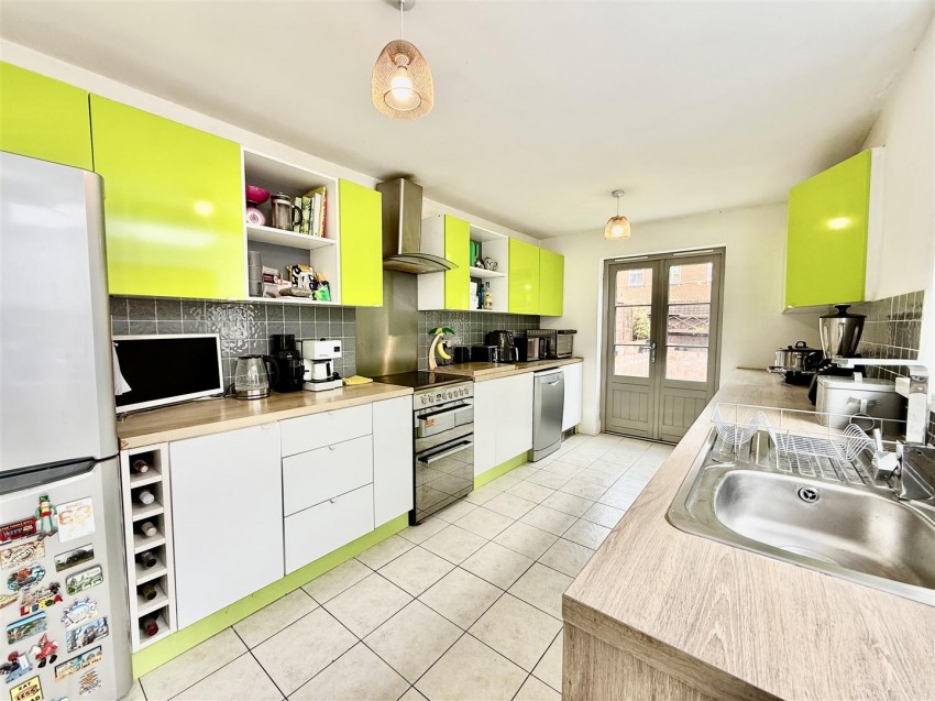 Images for Avenue Road, Swindon