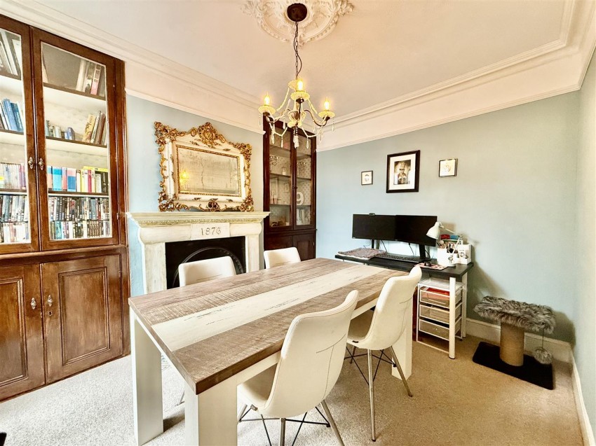 Images for Avenue Road, Swindon