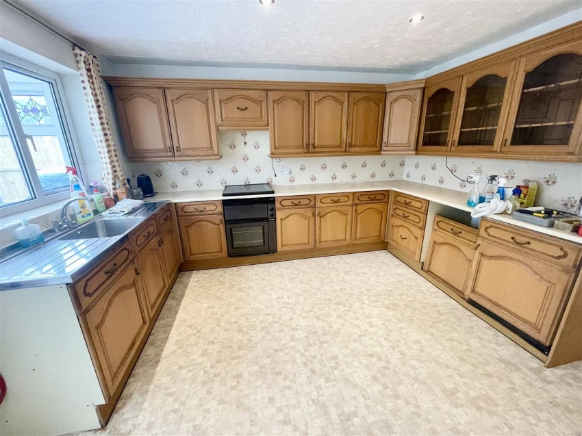 Images for Tealsbrook, Swindon