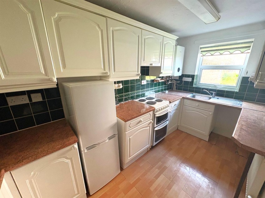 Images for Broughton Grange, Lawns, Swindon