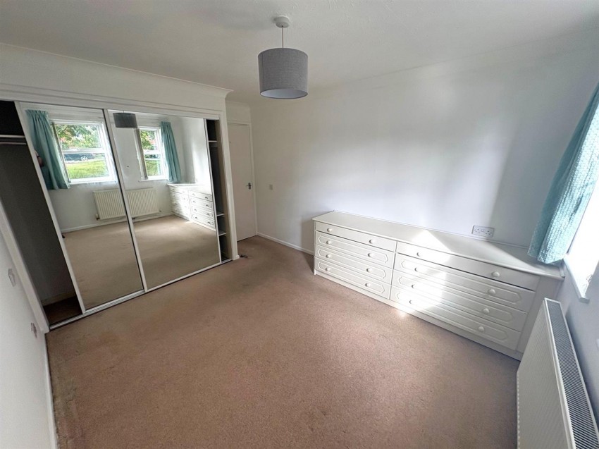 Images for Broughton Grange, Lawns, Swindon